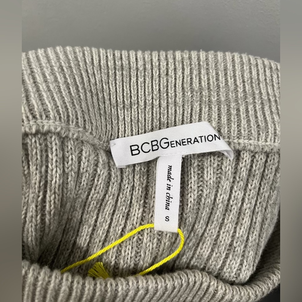 🛍️BCBGeneration GRAY MIDI SKIRT WITH SLIT WORN ONCE ORIGINALLY $155